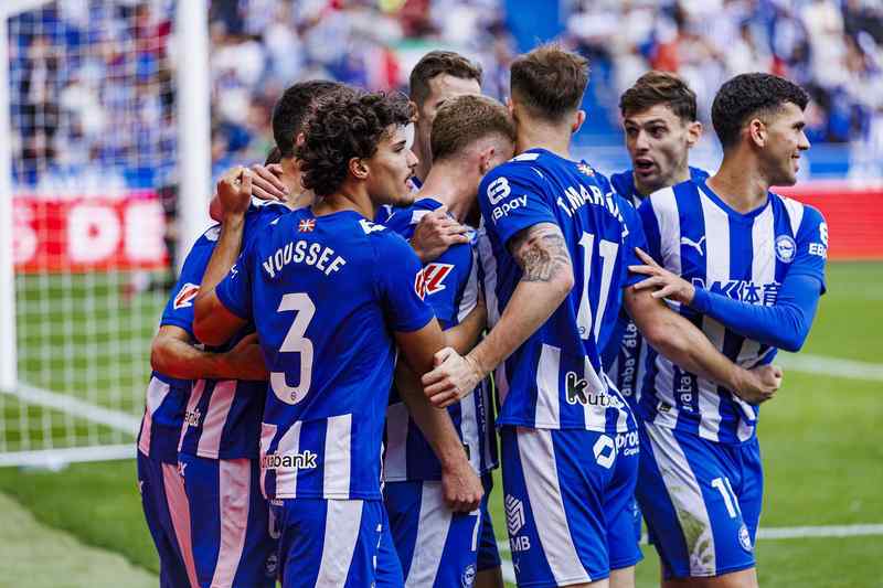 攻防转换的系统性困境:阿拉维斯防守问题的技术根源与实战方案 体育新闻