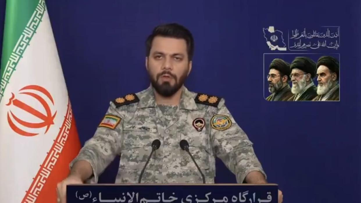  技术解码：伊朗导弹饱和打击的作战逻辑与成本博弈 新闻