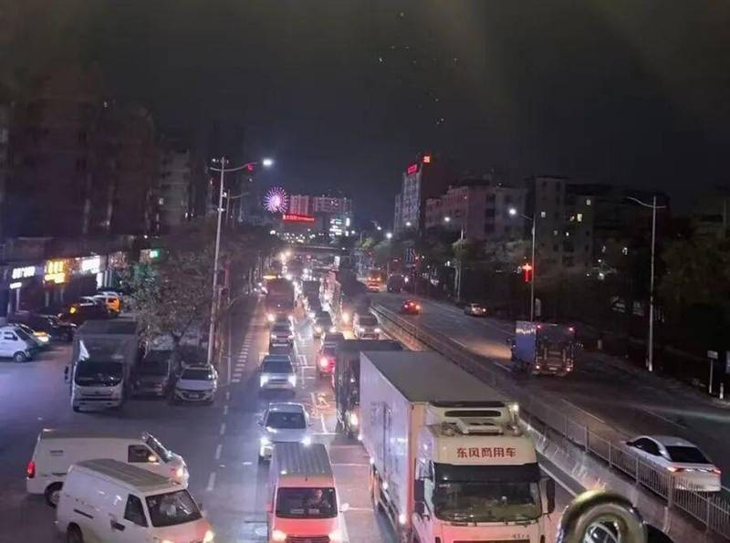  中东局势扰动能源链；东莞塑料市场现抢购热潮；仓库交通双重承压。 股票财经 中东局势扰动能源链；东莞塑料市场现抢购热潮；仓库交通双重承压。 股票财经 中东局势扰动能源链；东莞塑料市场现抢购热潮；仓库交通双重承压。 股票财经 中东局势扰动能源链；东莞塑料市场现抢购热潮；仓库交通双重承压。 股票财经