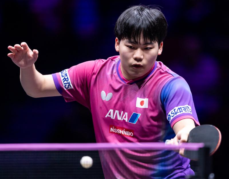  中日新生代激战重庆赛场，王楚钦憾负松岛辉空；国乒男单形势严峻，仅剩小将温瑞博独撑大局。 体育新闻