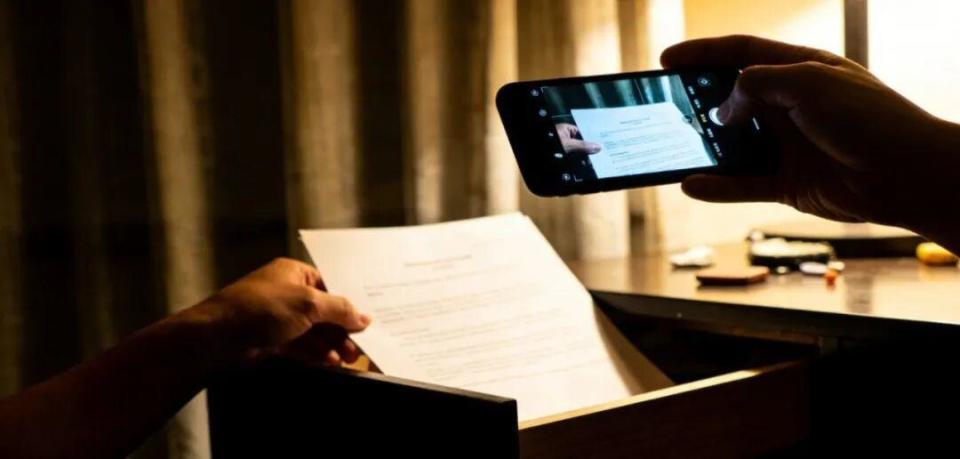  干部携密回家酿祸端，亲属偷拍传境外；八小时外防线失守，保密意识须全程紧绷。 新闻 干部携密回家酿祸端，亲属偷拍传境外；八小时外防线失守，保密意识须全程紧绷。 新闻 干部携密回家酿祸端，亲属偷拍传境外；八小时外防线失守，保密意识须全程紧绷。 新闻 干部携密回家酿祸端，亲属偷拍传境外；八小时外防线失守，保密意识须全程紧绷。 新闻 干部携密回家酿祸端，亲属偷拍传境外；八小时外防线失守，保密意识须全程紧绷。 新闻