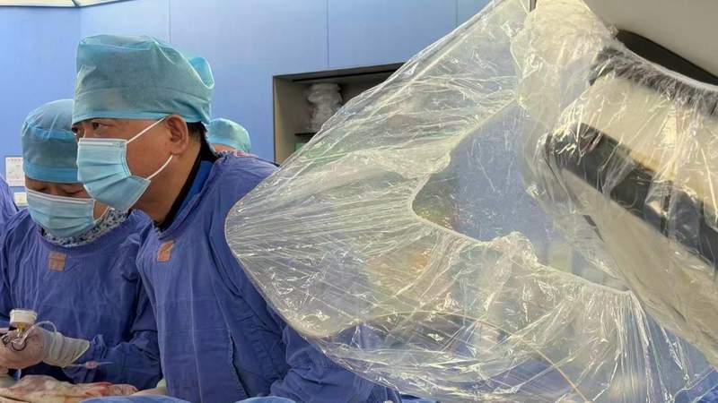  数字化监测手段介入：重构心血管健康管理逻辑 情感心理