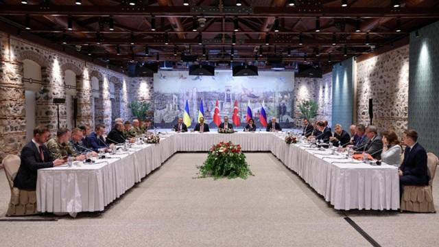  地缘政治观察者：三方博弈下的破局逻辑 新闻