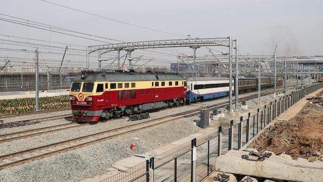  迷雾中的抉择：西安增长图谱背后的深层逻辑——关于2026年经济目标的理性审视 新闻