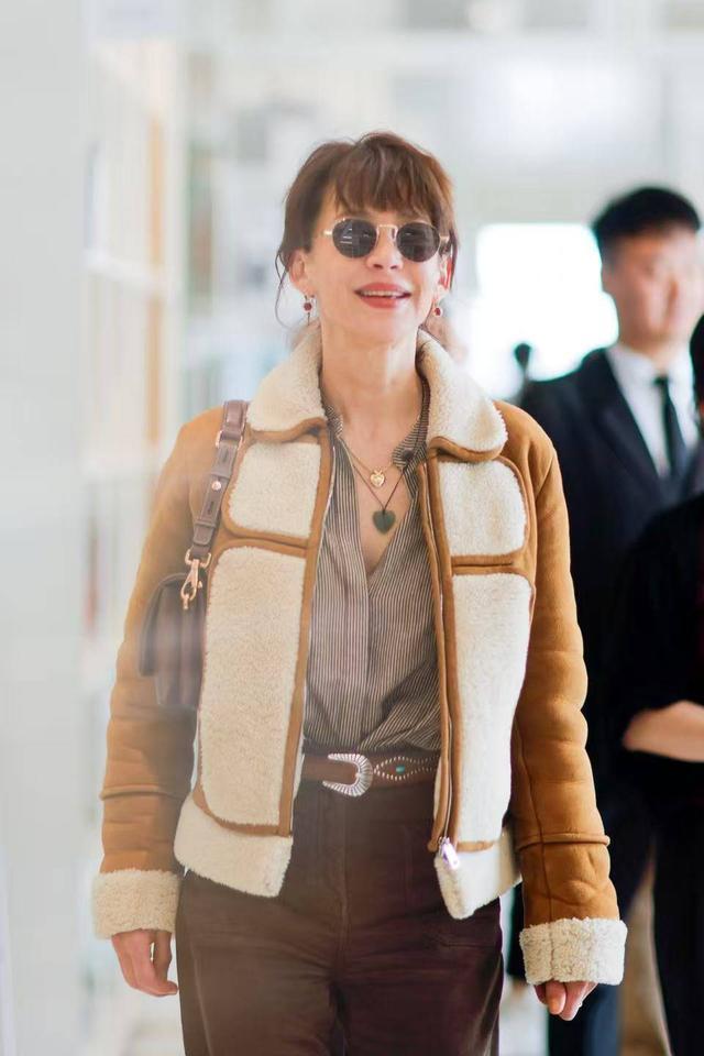 《暗河》:苏菲·玛索的文学蜕变与女性叙事的技术解析 文化旅游