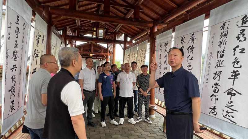  笔锋里的时代脉动：一位红色书法家如何在井冈山用墨香传递治国理政思想 文化旅游