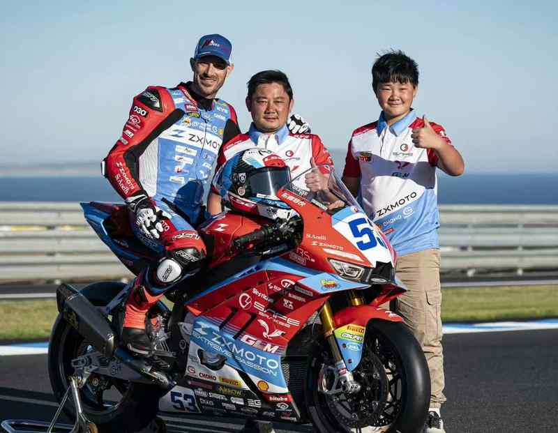 全自研引擎如何撕碎国际垄断:WSBK双冠背后的硬核逻辑 体育新闻 全自研引擎如何撕碎国际垄断:WSBK双冠背后的硬核逻辑 体育新闻