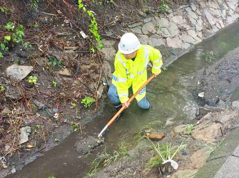 谷雨时节的高速公路守护者:他们用责任筑起风雨中的安全坦途 新闻